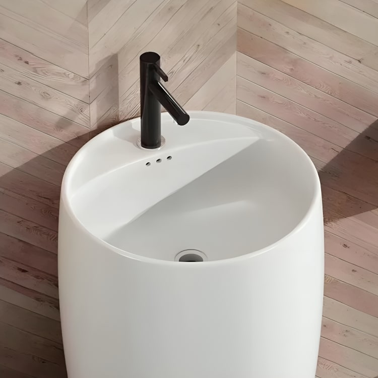 El Lavabo de Pedestal Constanza combina lujo y funcionalidad. Cerámica premium con certificaciones internacionales, ideal para grifería de pared.
SKU: WS-057B