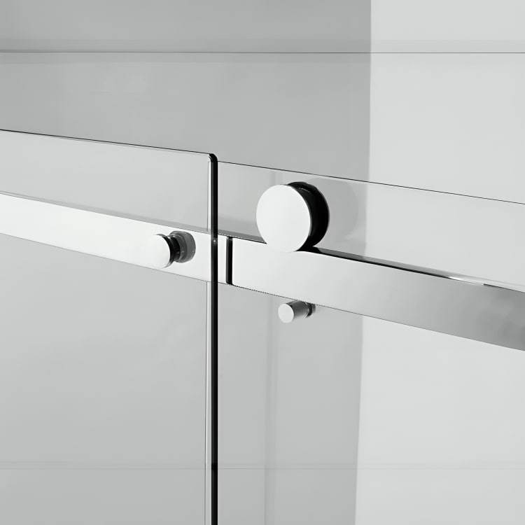 Puerta de ducha Mónaco con vidrio templado de 8 mm, marco de aluminio y capa de nanovidrio. Sistema de poleas silenciosas, amortiguación anticolisión y diseño de lujo.

SKU: BP43P2